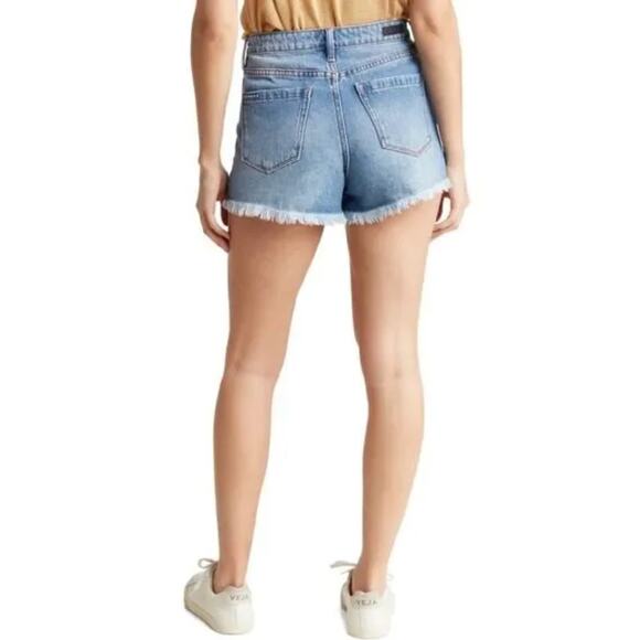BLANKNYC Barrow Vintage High Rise Distressed Button Fly Fray Hem Denim Shorts 25 - Picture 2 of 5